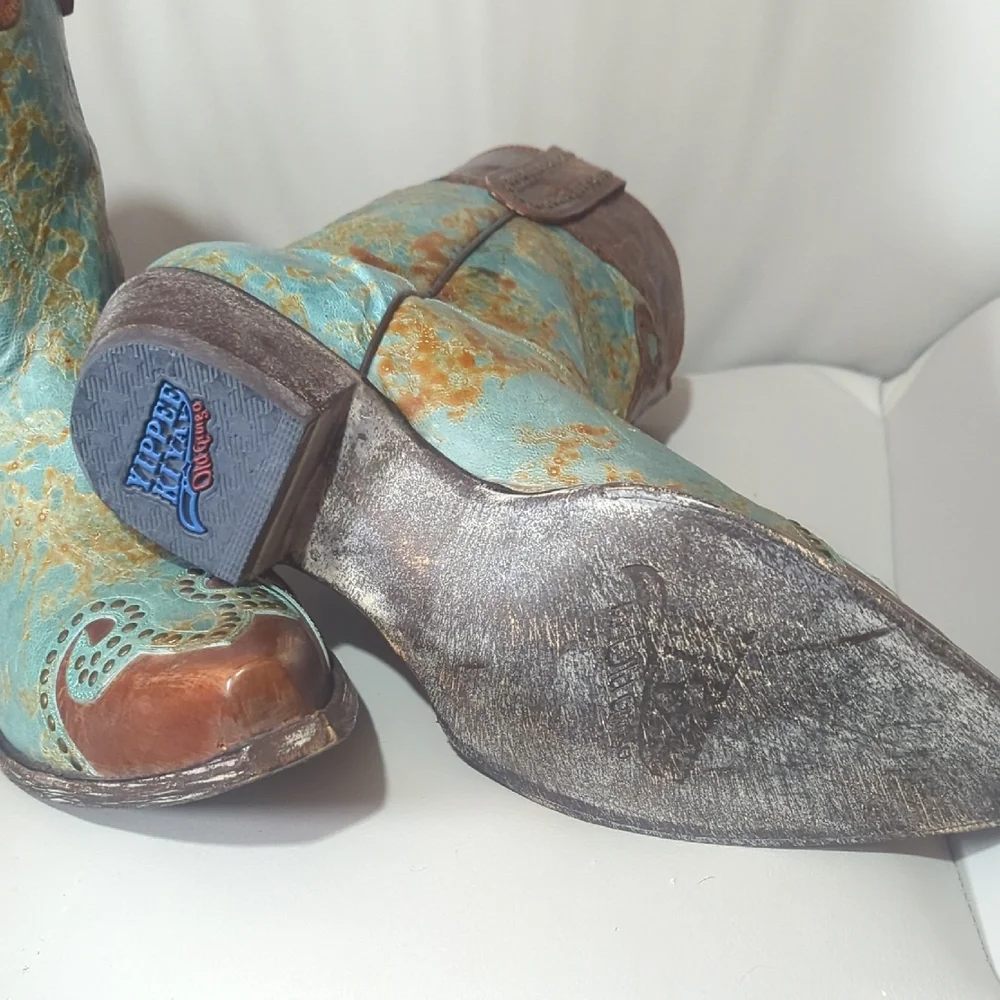Brown and Blue Western Boots - Picture 3 of 6